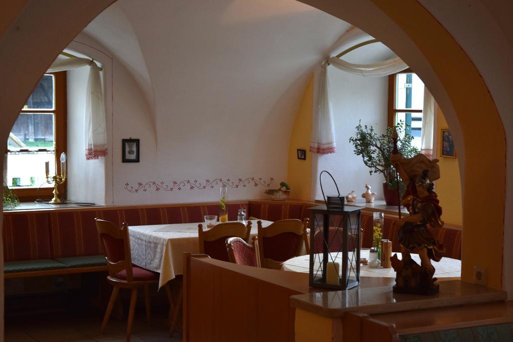 Hotel Zum Braeu คินดิง ภายนอก รูปภาพ