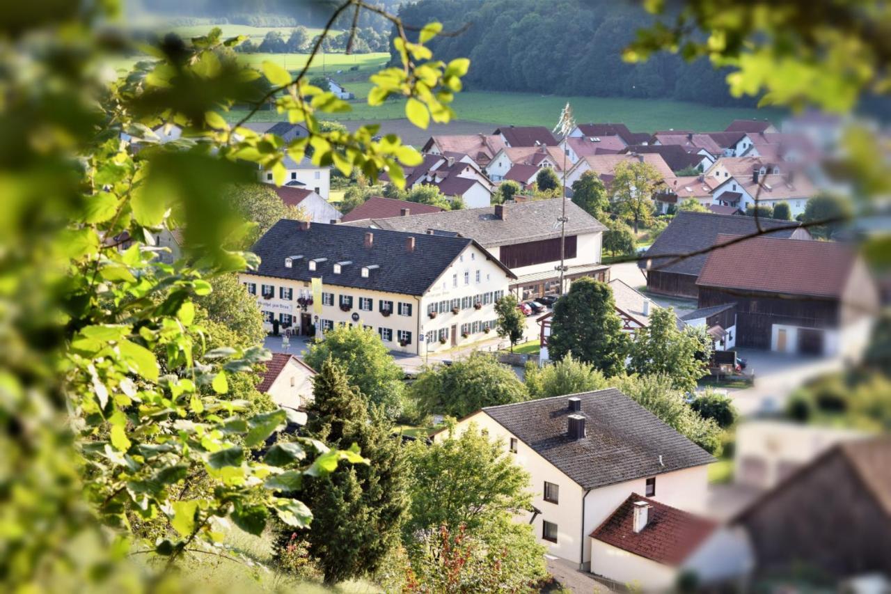 Hotel Zum Braeu คินดิง ภายนอก รูปภาพ
