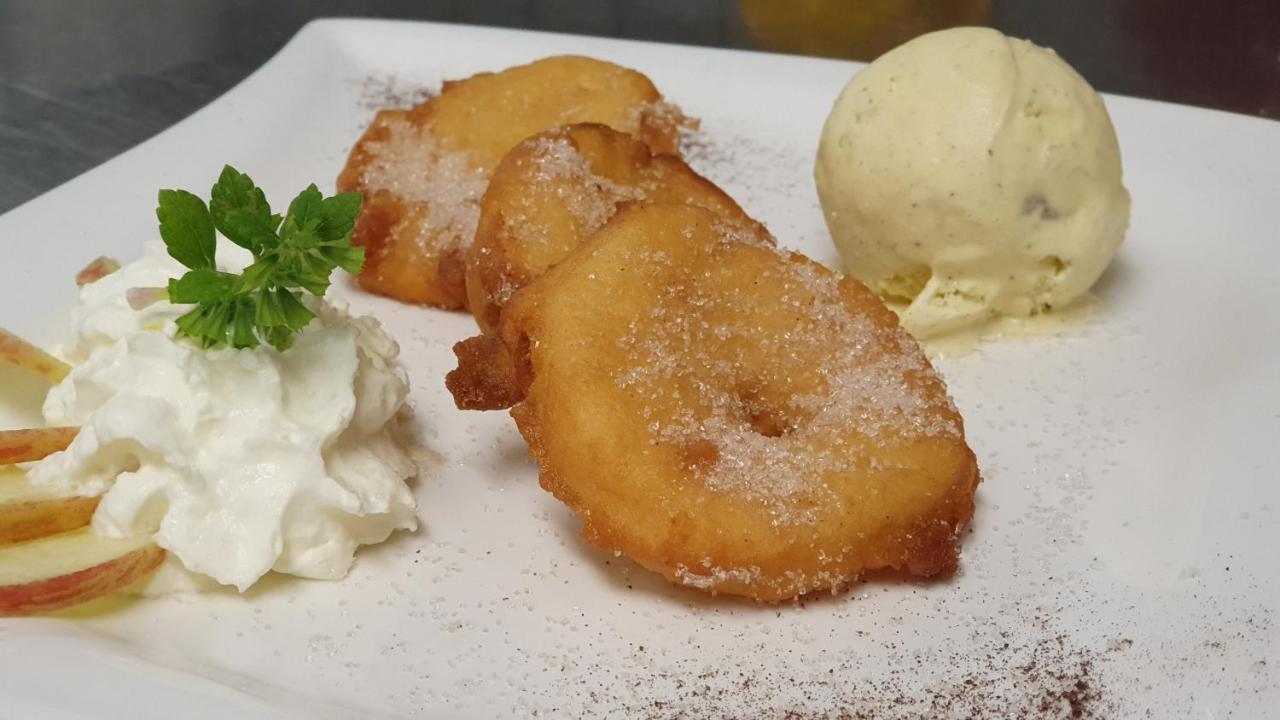 Hotel Zum Braeu คินดิง ภายนอก รูปภาพ