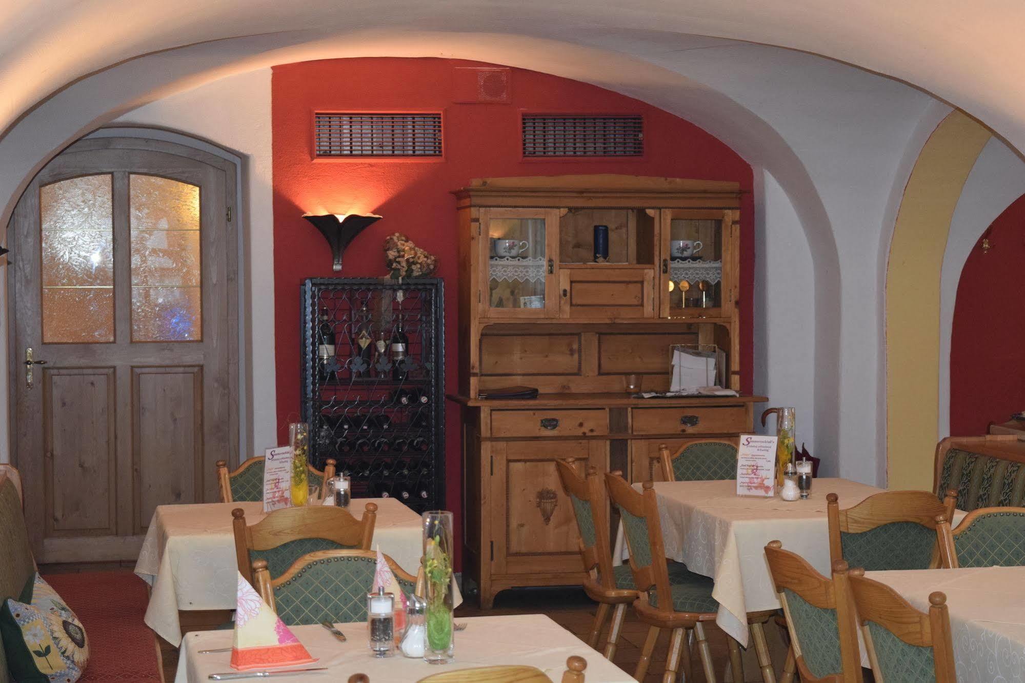 Hotel Zum Braeu คินดิง ภายนอก รูปภาพ